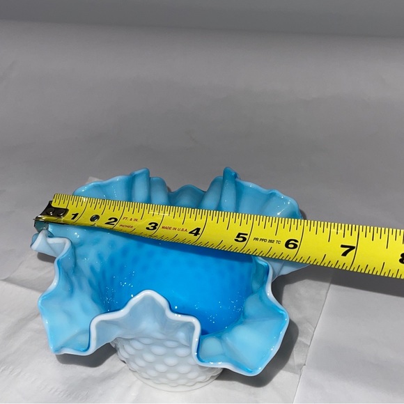 Kanawha Cased Blue & White Glass Hobnail Ruffled Bowl Vase Vintage Glass - Picture 8 of 14